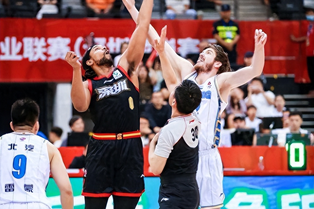 关键时刻突围战来临，深圳男篮围绕欧篮联外线爆发，震撼外界，细节决定成败(带你杀出重围什么梗)
